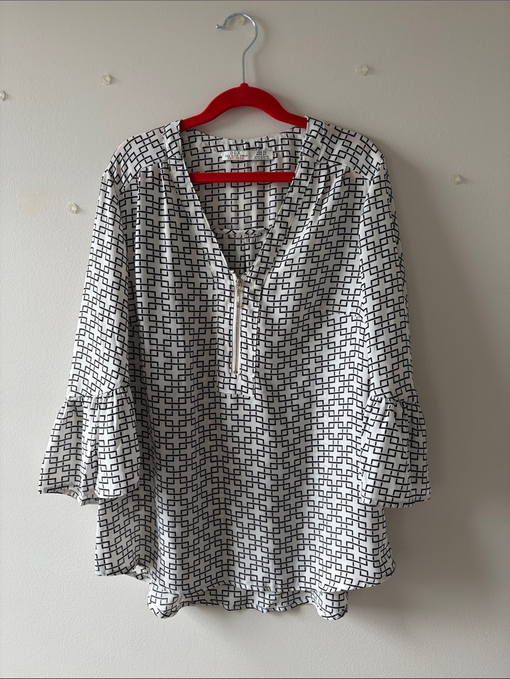 Dex Black & White Geometric V-Neck Bell Sleeve Tunic